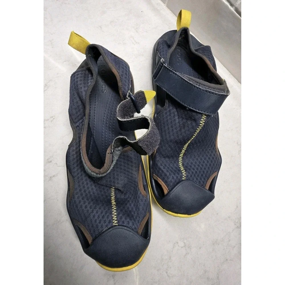 Crocs SwiftWater Mesh Sandals Mens 11 Blue Hook & Loop Fisherman Boating Dock
